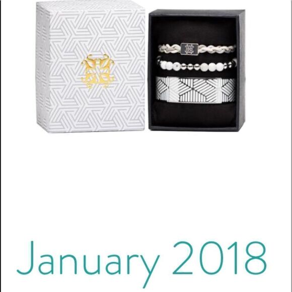 Rustic Cuff of the Month Jan 2018 - Gold Becca - Picture 6 of 6